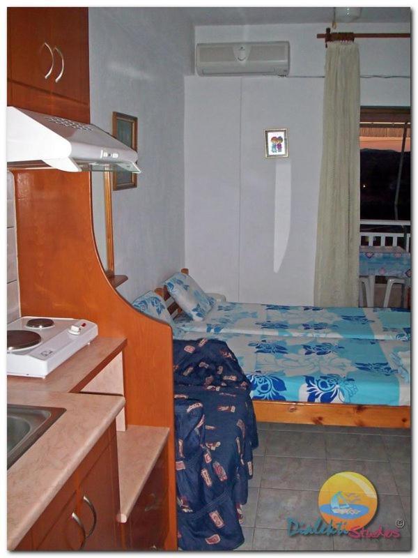 Dialekti Studios Toroni Buitenkant foto